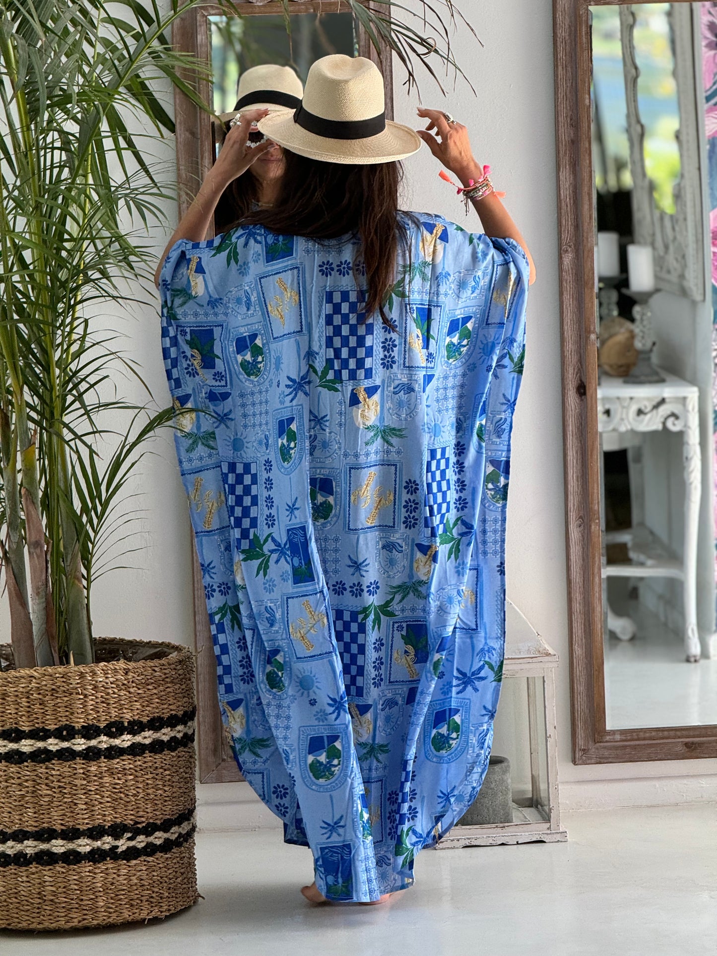 Hibiscus Resort Kaftan