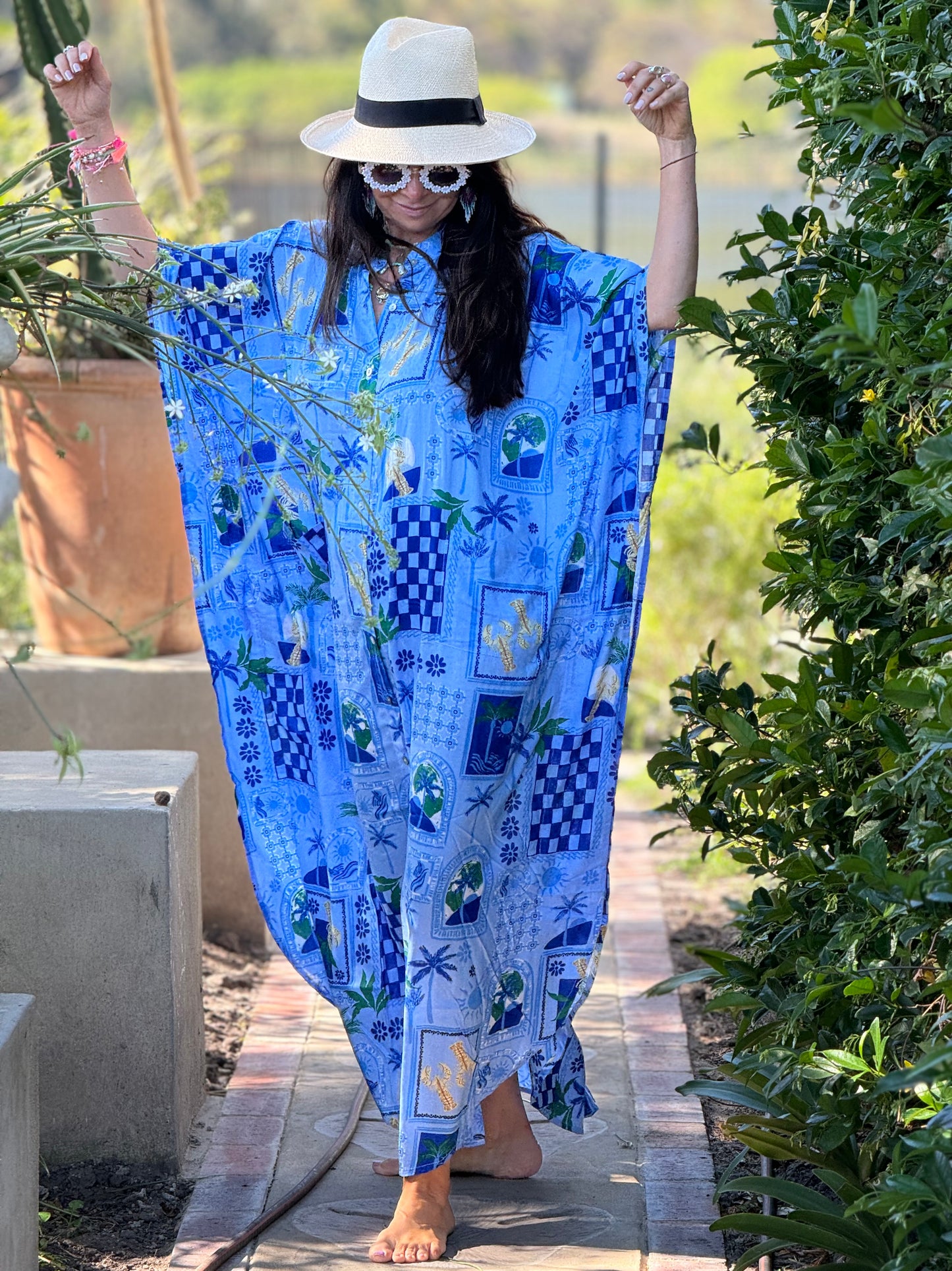 Hibiscus Resort Kaftan